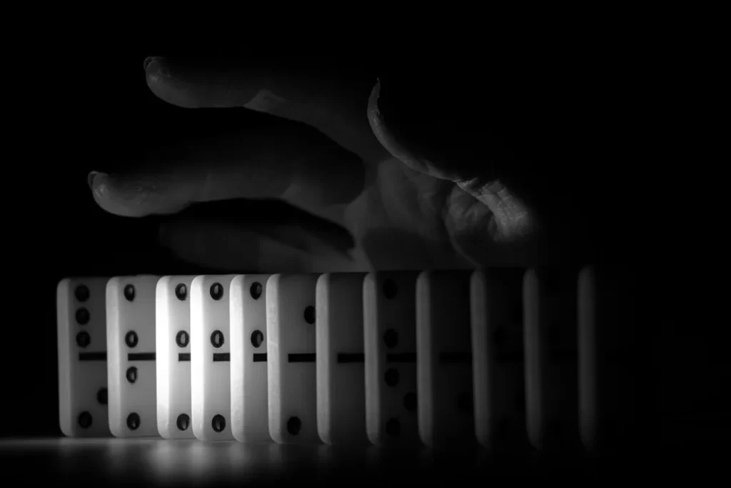 Dominoes
